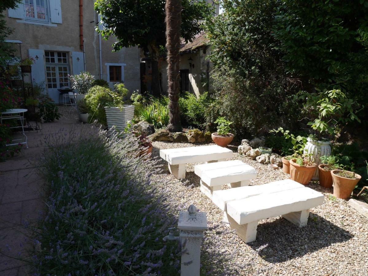 L'Arbre D'Ange Bed & Breakfast Montmorillon Eksteriør bilde