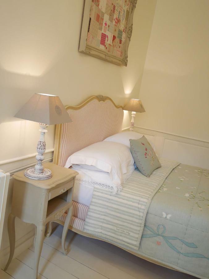 L'Arbre D'Ange Bed & Breakfast Montmorillon Eksteriør bilde